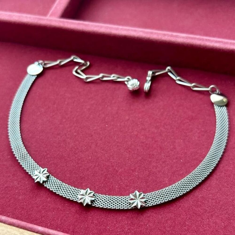 Vintage Silver Tone Mesh Choker Necklace with Star Design